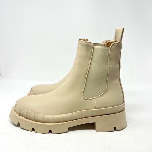 PrettyLittleThing Shoes Nwt Prettylittlething Cream Chunky Welly